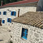 فيلة Sorelle By Guide Dančanje