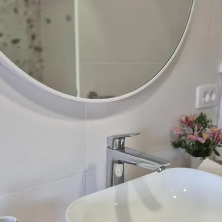 Sorelle By Guide Villa *